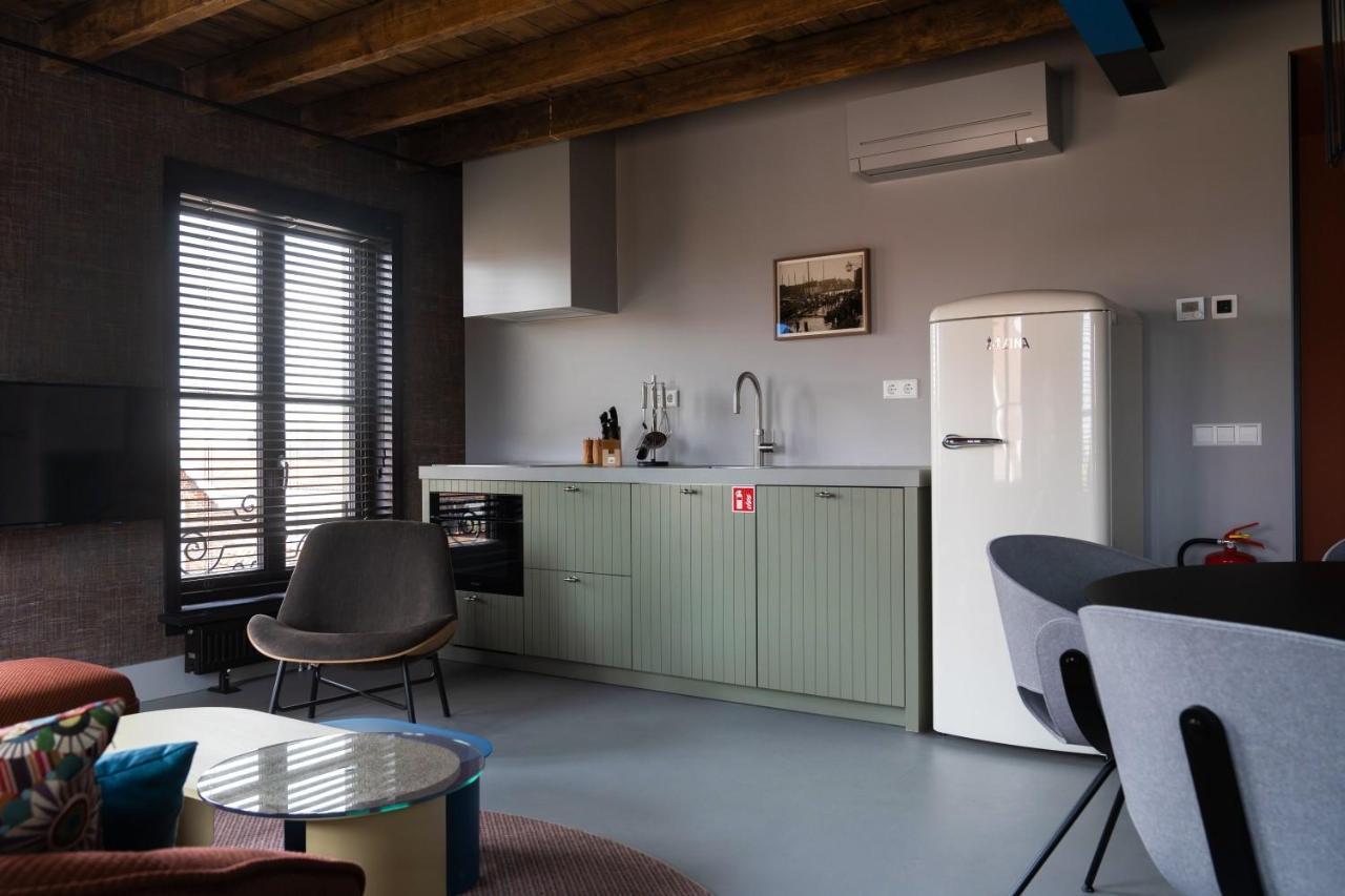 Luxe Appartementen Havenzicht Синт Аналанд Екстериор снимка